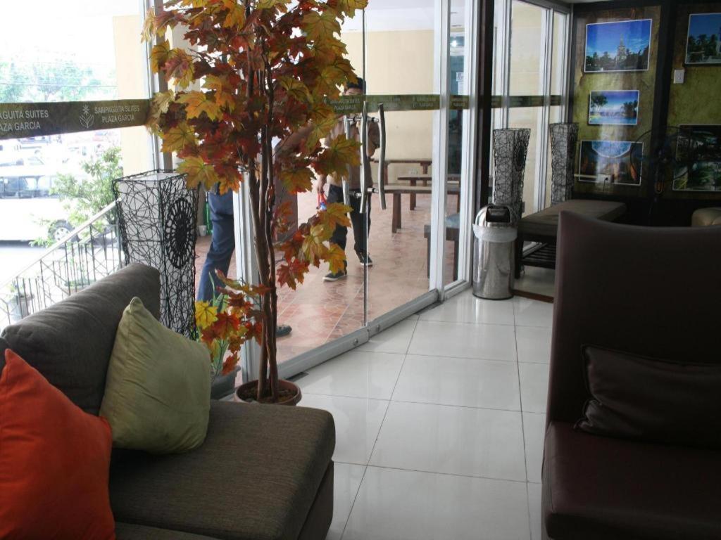 Sampaguita Suites Plaza Garcia Cebu Exterior photo